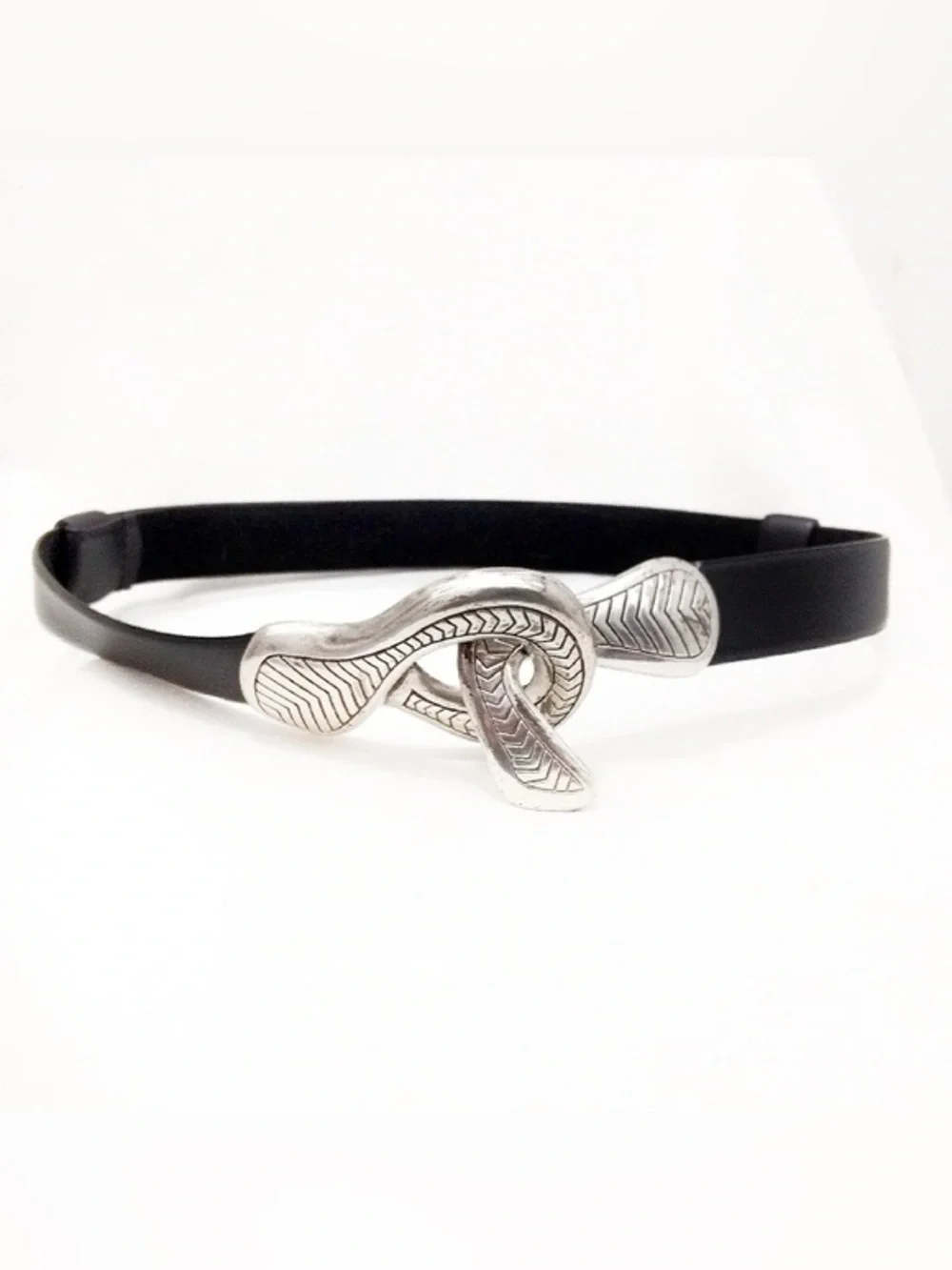 Vintage Textured Silver Interlocking Buckle - Adjustable Black Leather Belt
